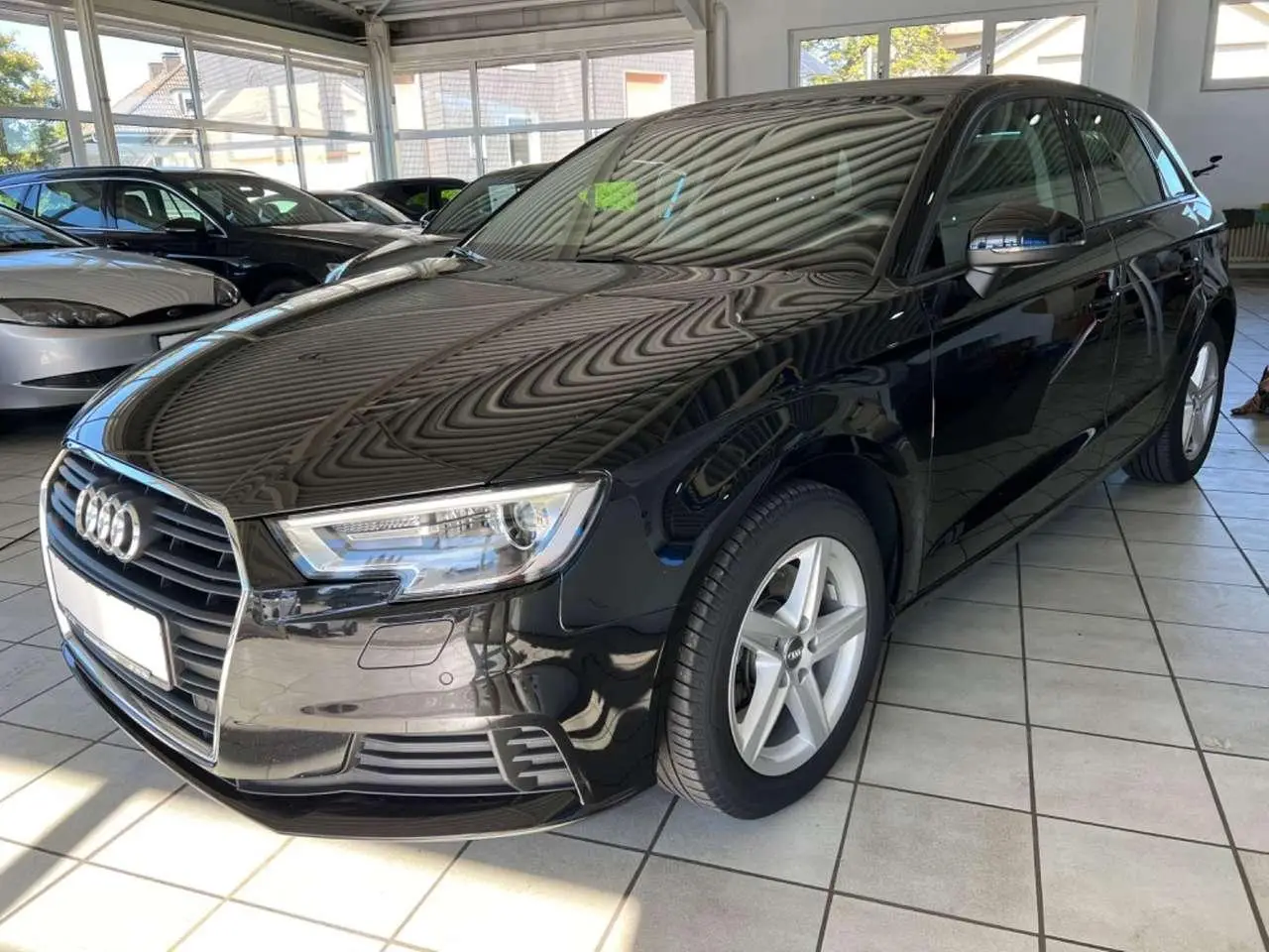 Photo 1 : Audi A3 2019 Diesel