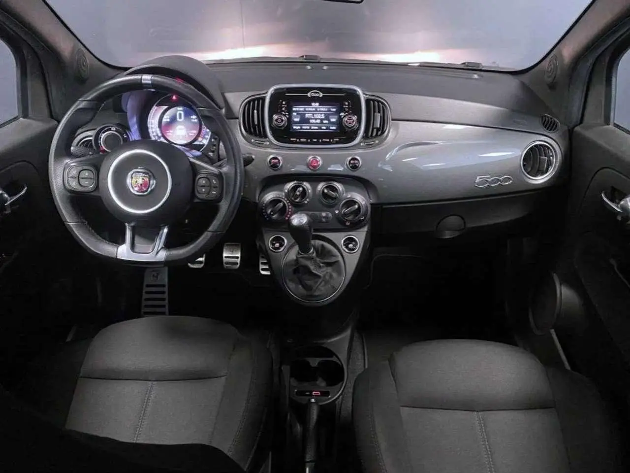 Photo 1 : Abarth 595 2019 Petrol