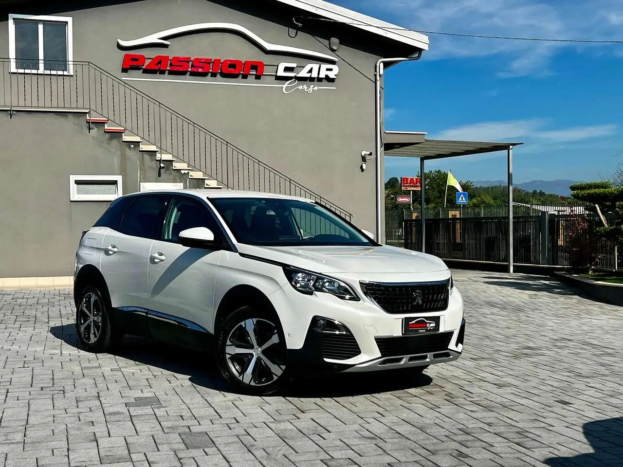 Photo 1 : Peugeot 3008 2020 Diesel