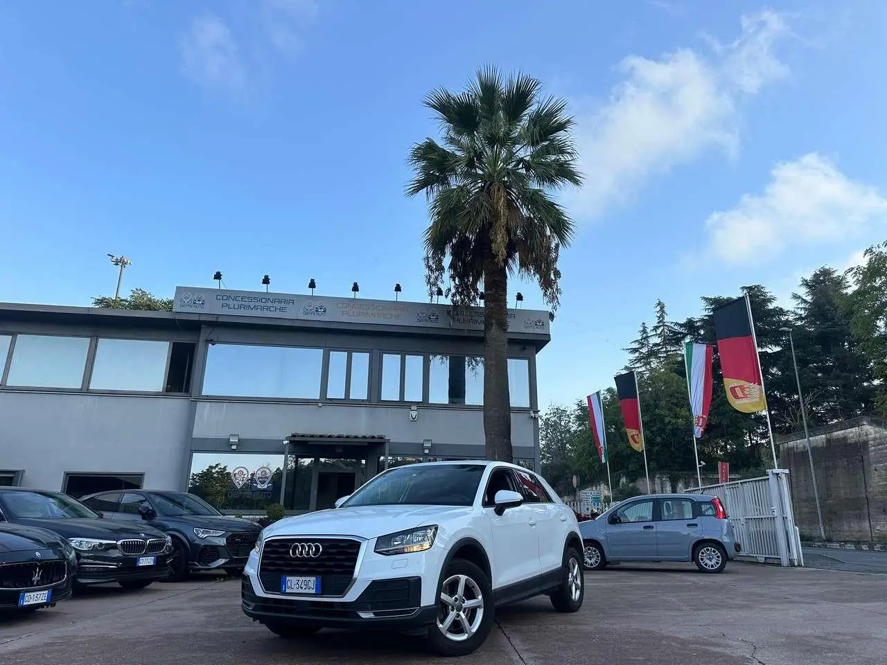 Photo 1 : Audi Q2 2018 Petrol