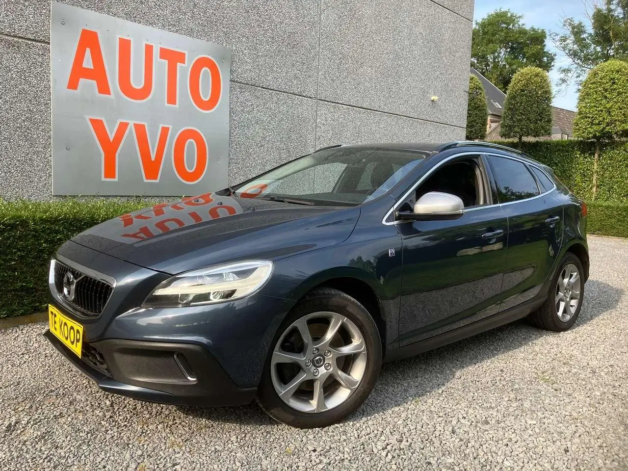 Photo 1 : Volvo V40 2016 Diesel