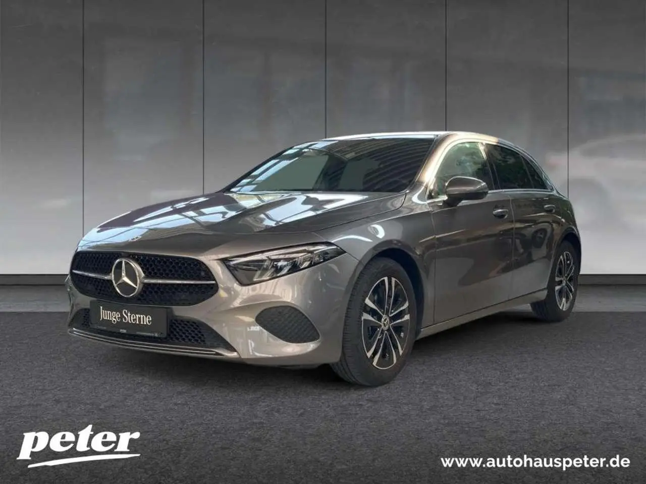 Photo 1 : Mercedes-benz Classe A 2023 Essence