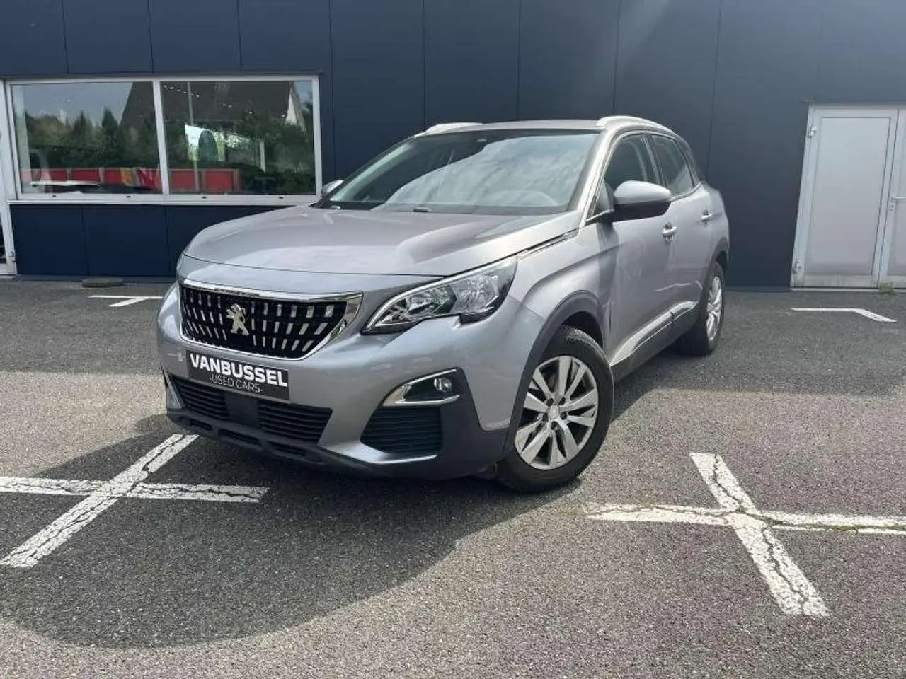 Photo 1 : Peugeot 3008 2017 Petrol