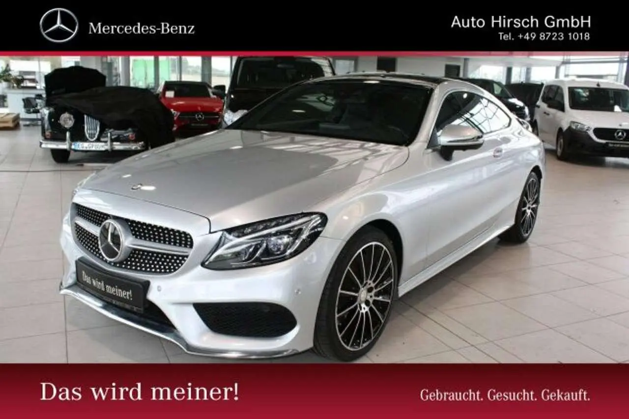 Photo 1 : Mercedes-benz Classe C 2016 Essence