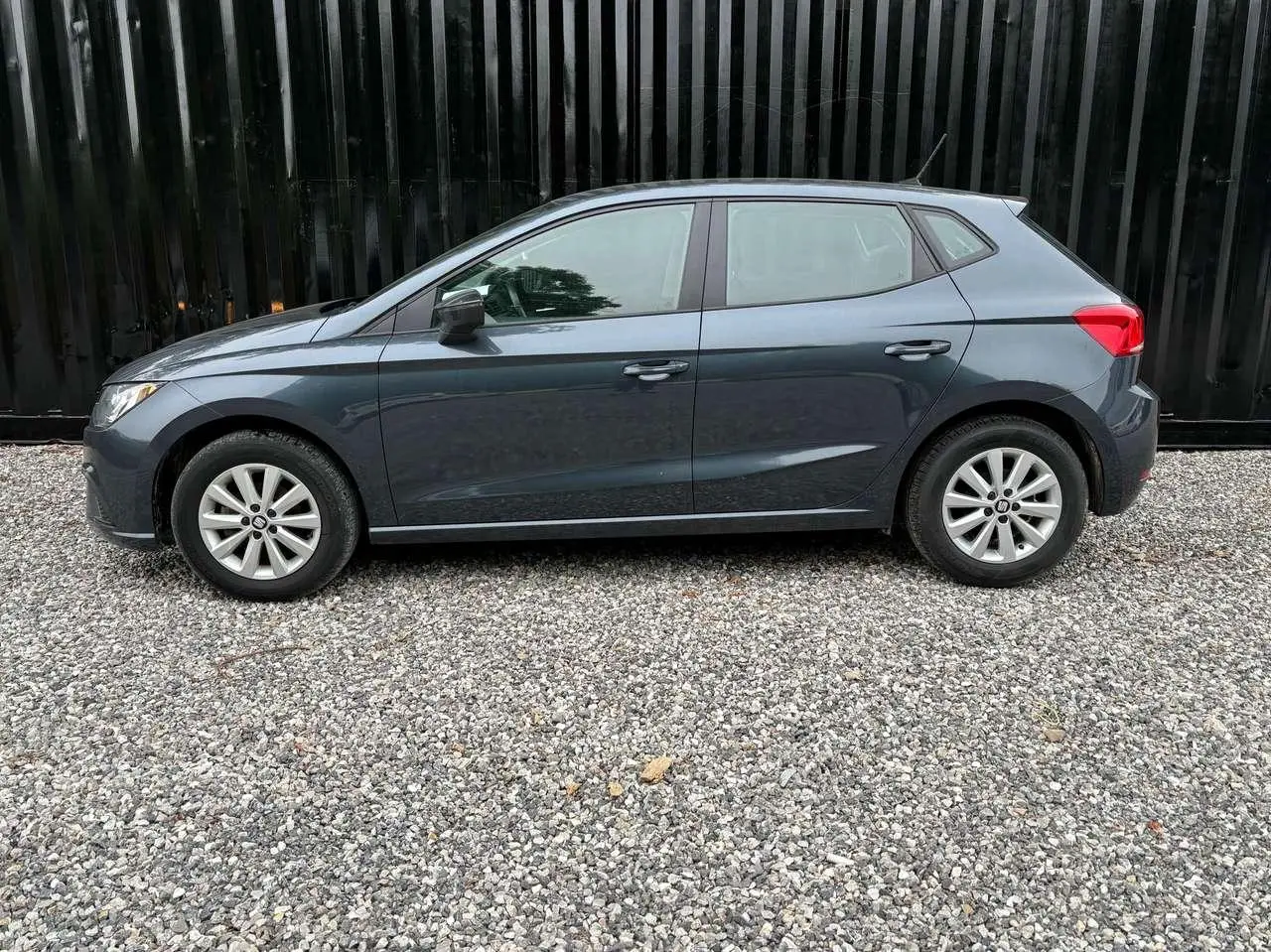 Photo 1 : Seat Ibiza 2021 Petrol