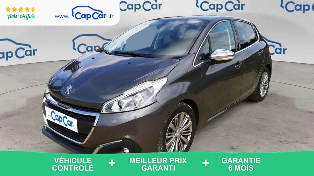 Photo 1 : Peugeot 208 2018 Petrol