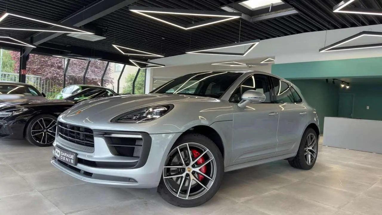 Photo 1 : Porsche Macan 2023 Petrol