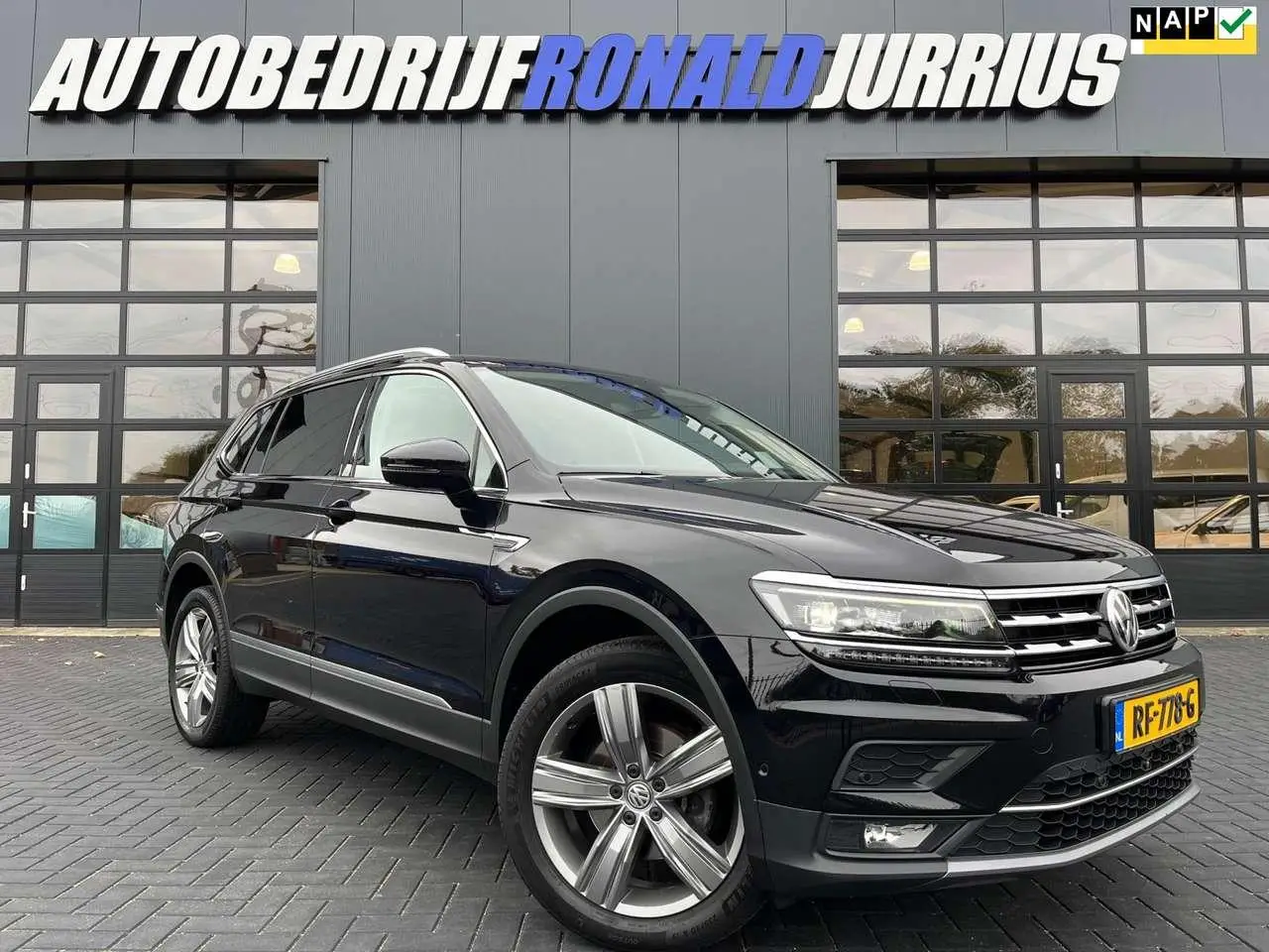 Photo 1 : Volkswagen Tiguan 2017 Essence