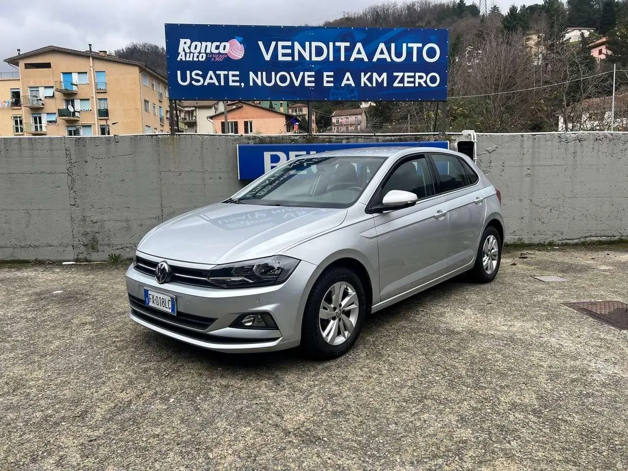 Photo 1 : Volkswagen Polo 2019 Petrol