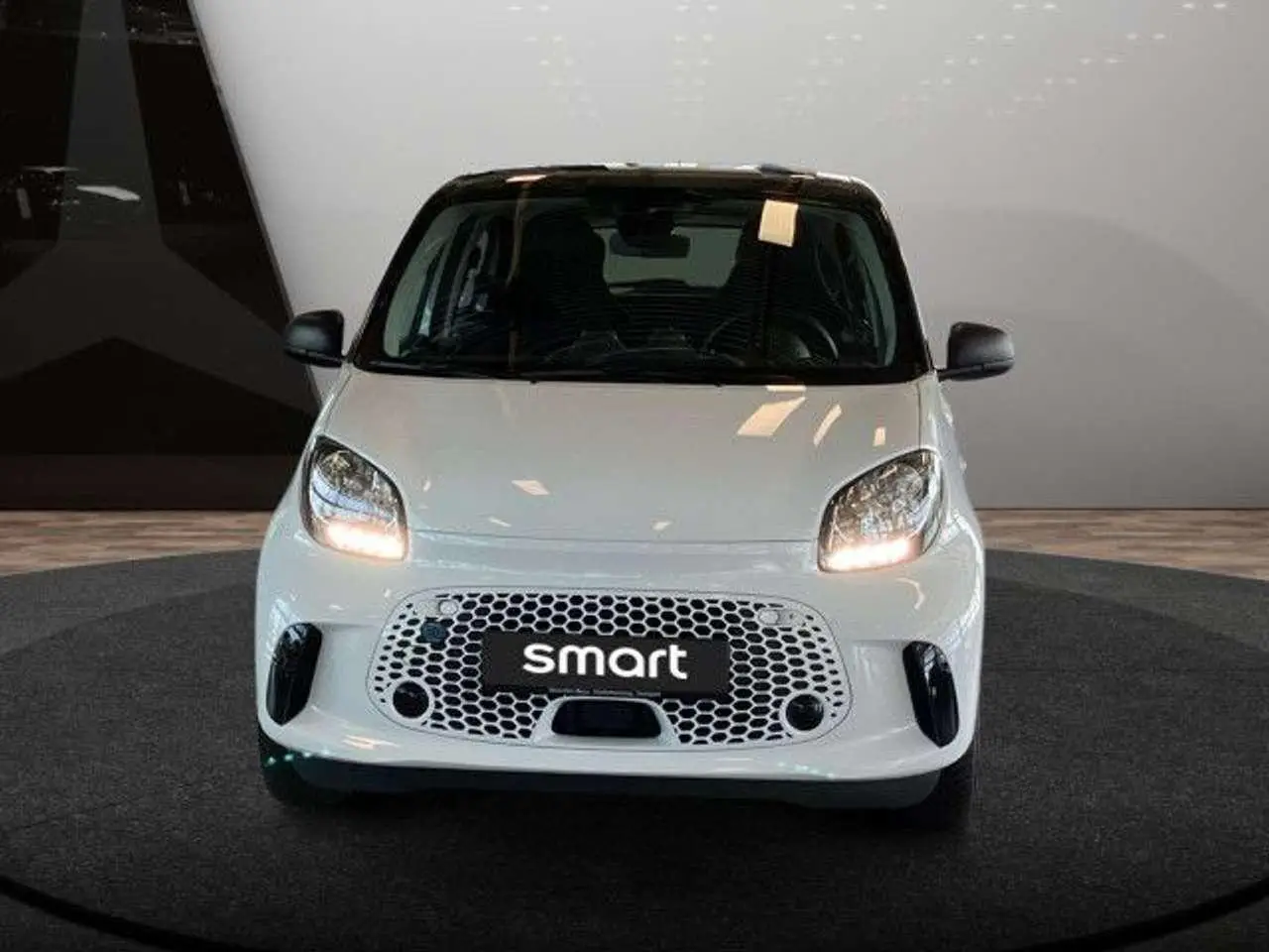 Photo 1 : Smart Forfour 2021 Électrique