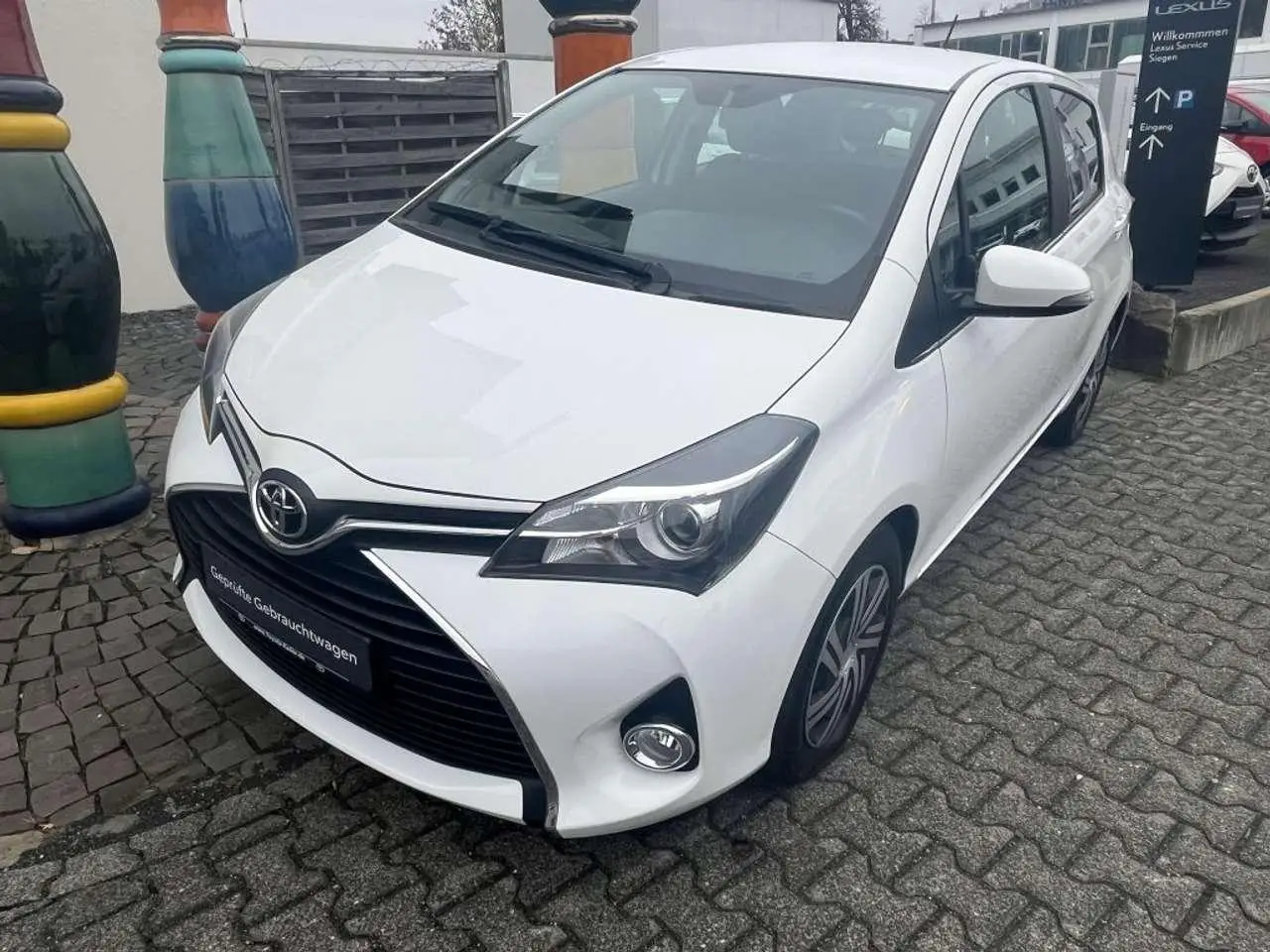 Photo 1 : Toyota Yaris 2016 Essence