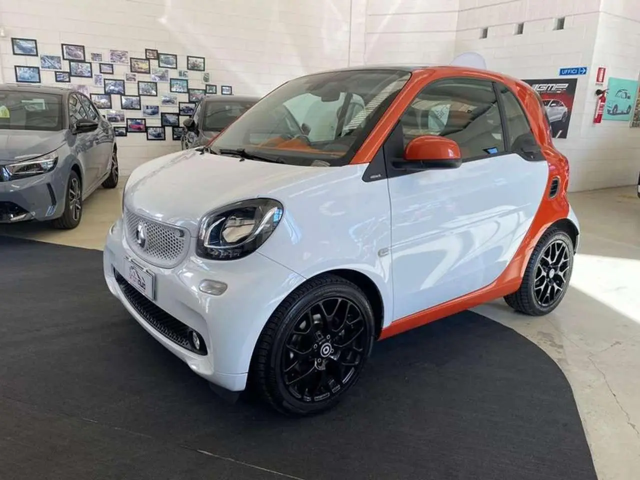 Photo 1 : Smart Fortwo 2015 Petrol