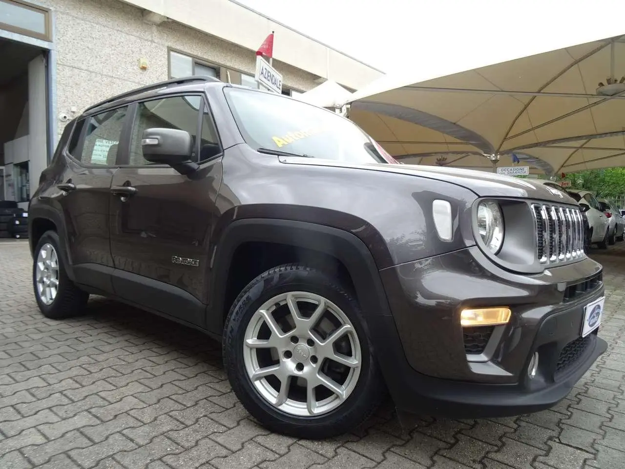 Photo 1 : Jeep Renegade 2021 Essence