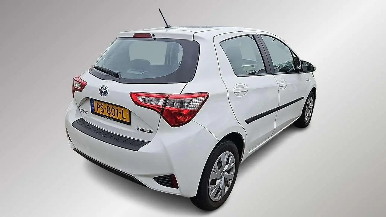 Photo 1 : Toyota Yaris 2017 Hybrid