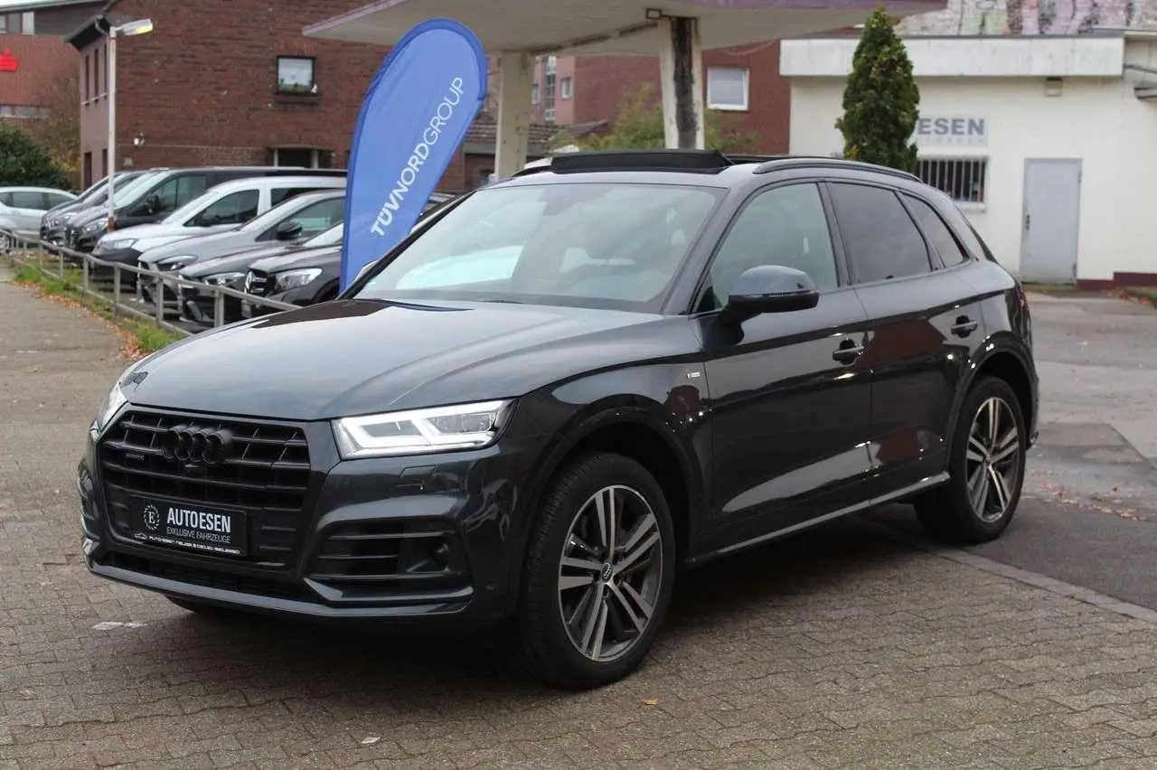 Photo 1 : Audi Q5 2020 Diesel