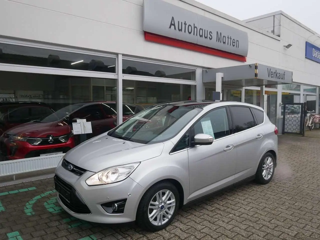 Photo 1 : Ford C-max 2014 Petrol