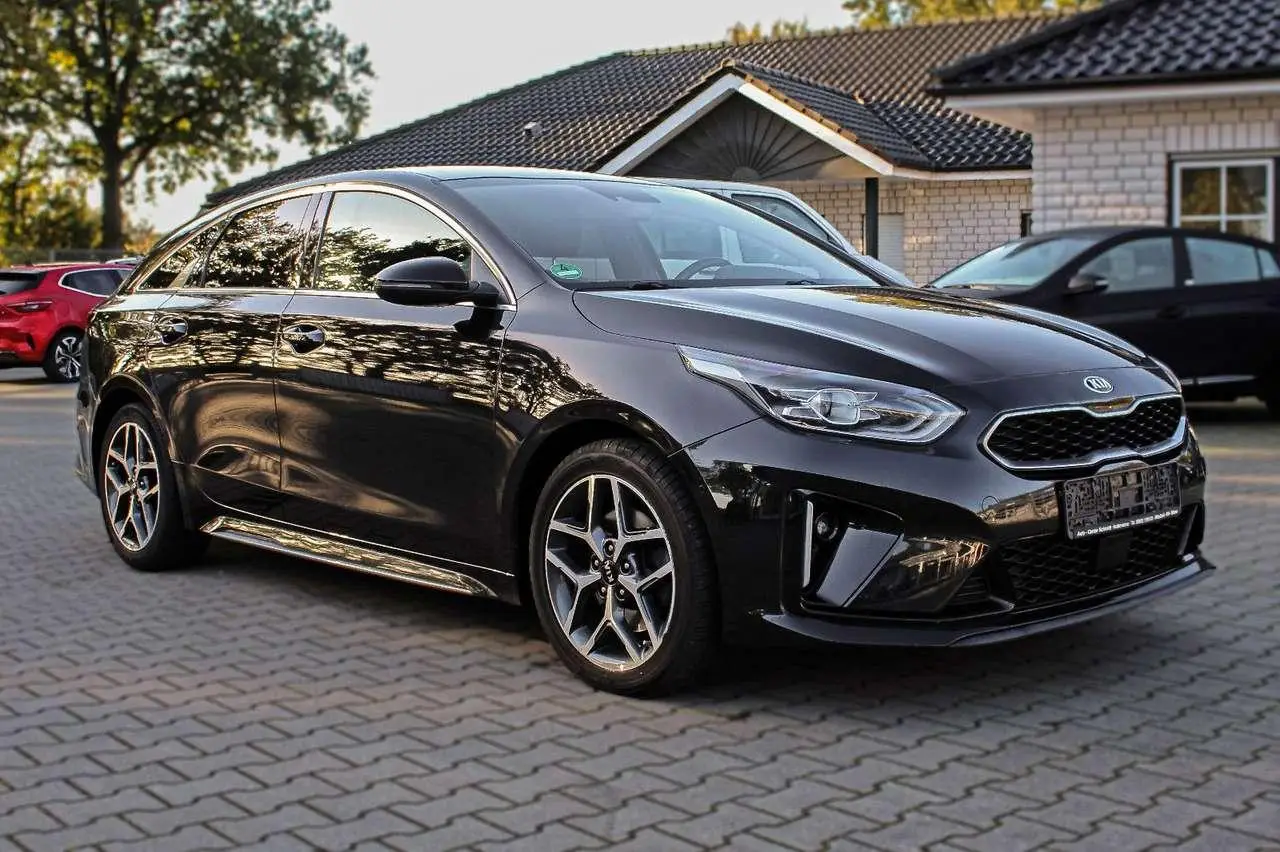 Photo 1 : Kia Proceed 2020 Diesel