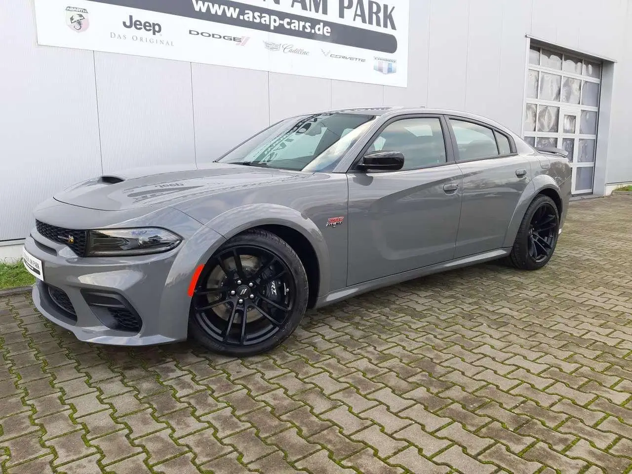 Photo 1 : Dodge Charger 2024 Petrol