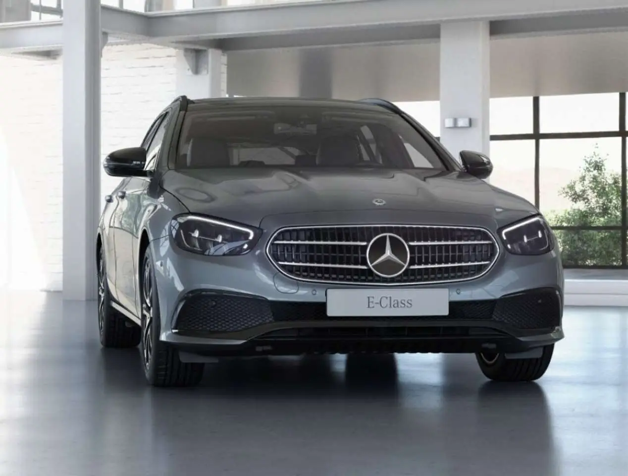 Photo 1 : Mercedes-benz Classe E 2023 Petrol