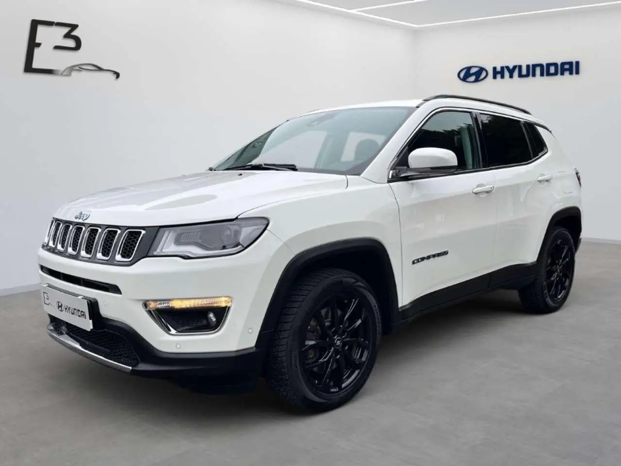 Photo 1 : Jeep Compass 2021 Hybride