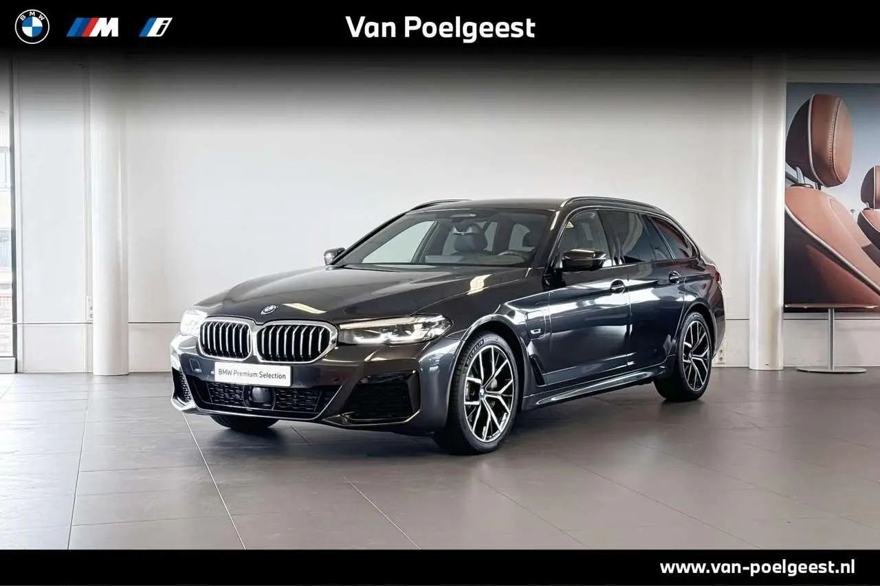 Photo 1 : Bmw Serie 5 2023 Hybrid