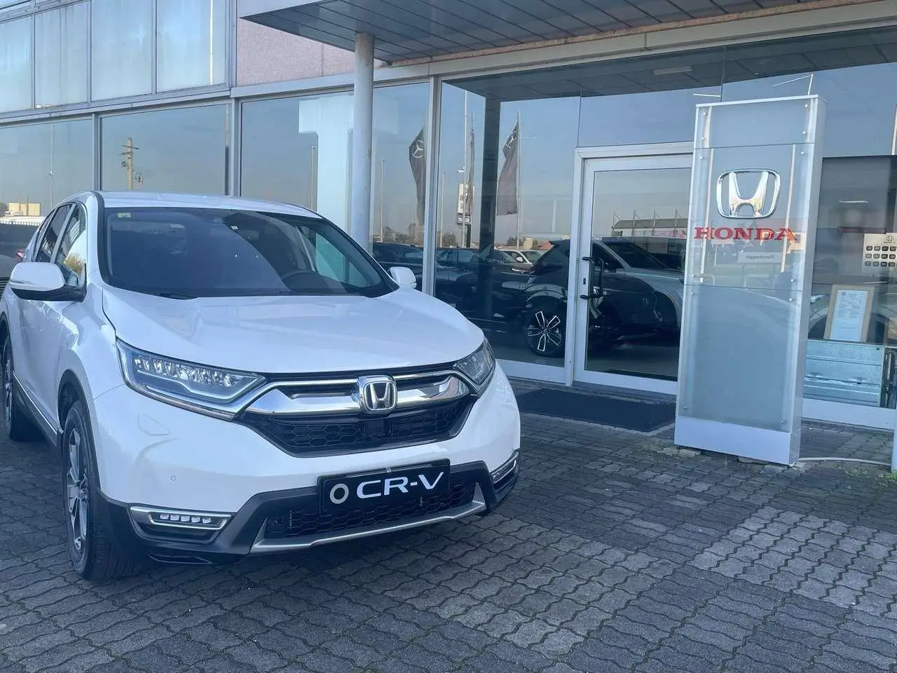 Photo 1 : Honda Cr-v 2022 Hybride