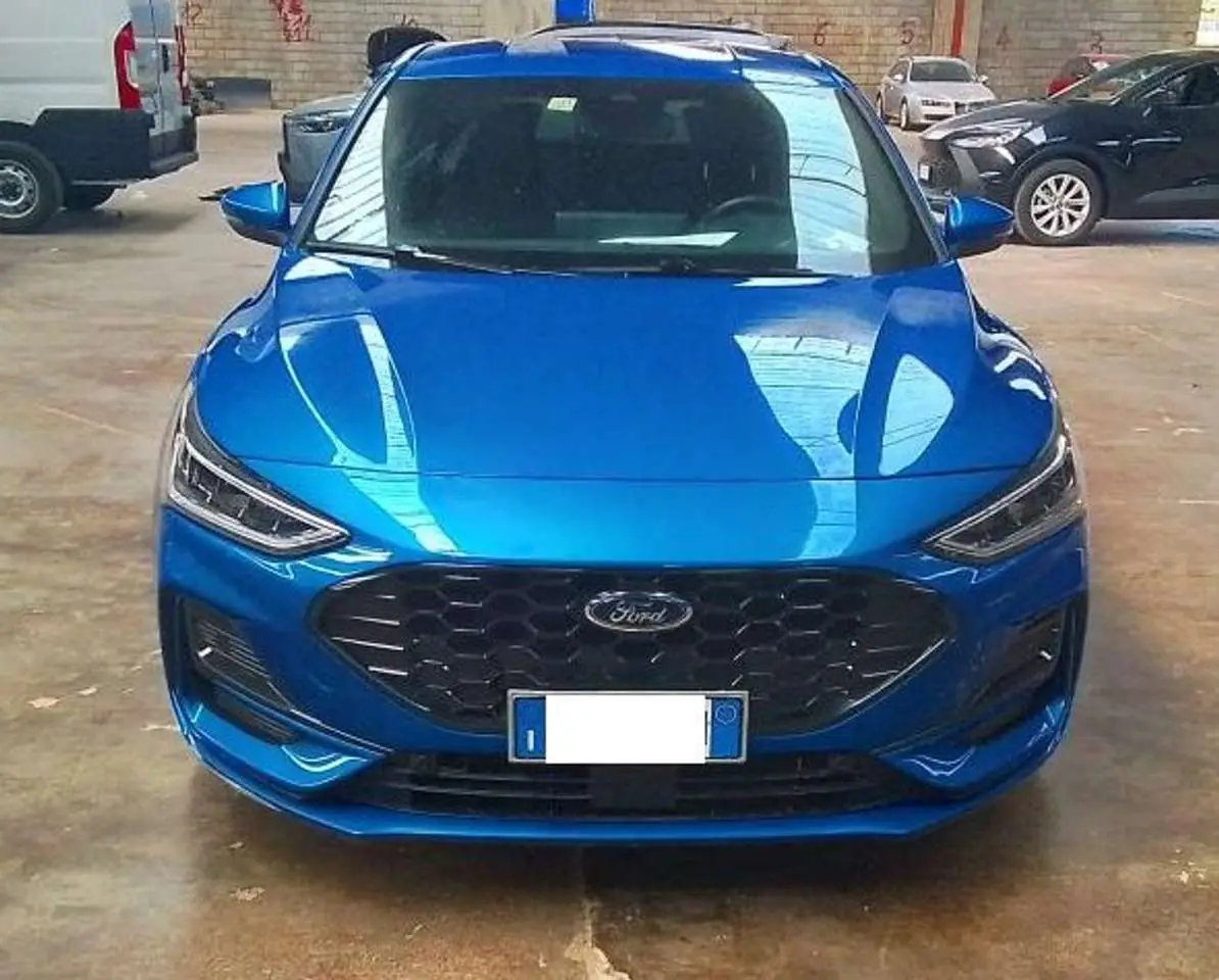 Photo 1 : Ford Focus 2023 Diesel