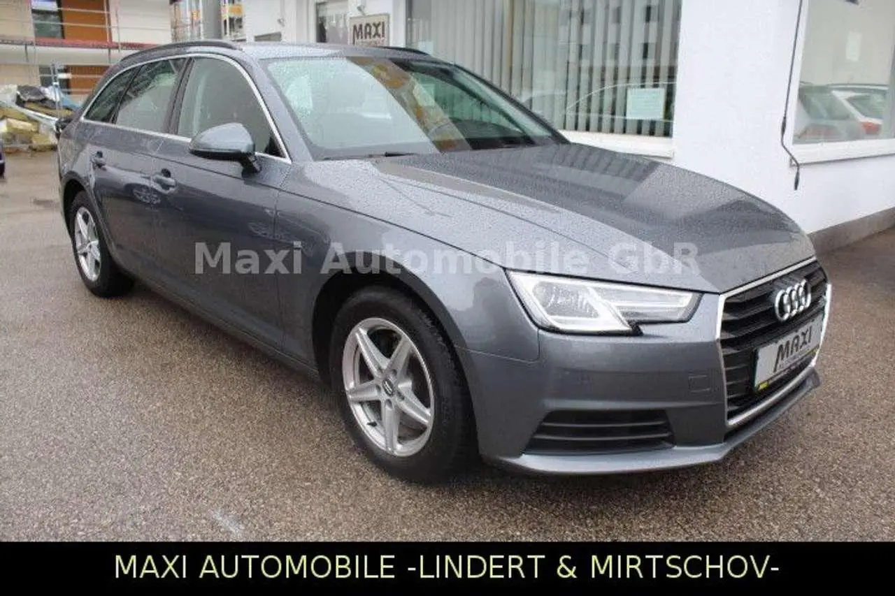 Photo 1 : Audi A4 2019 Diesel