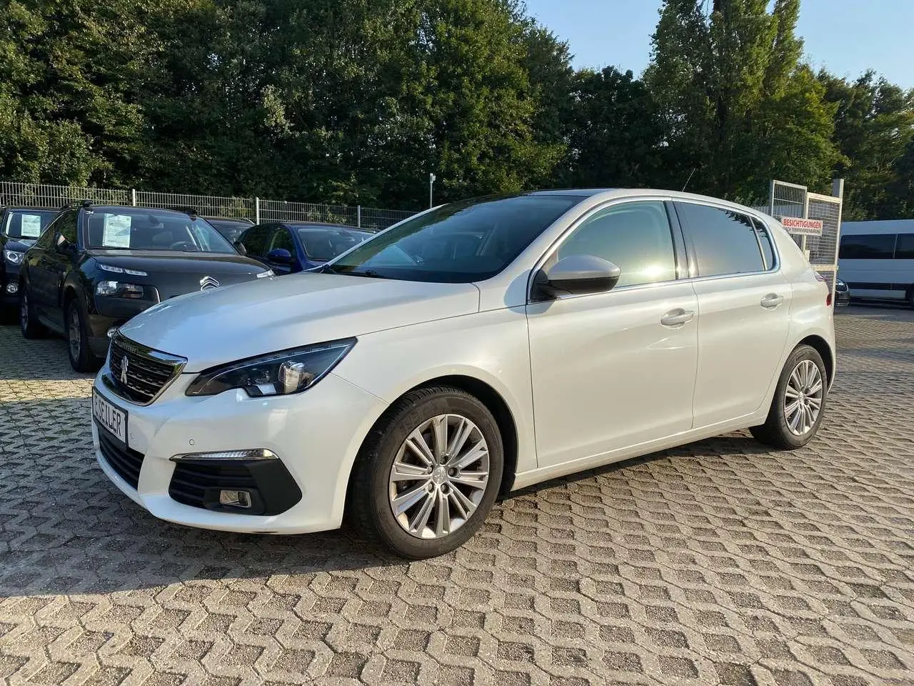 Photo 1 : Peugeot 308 2018 Essence