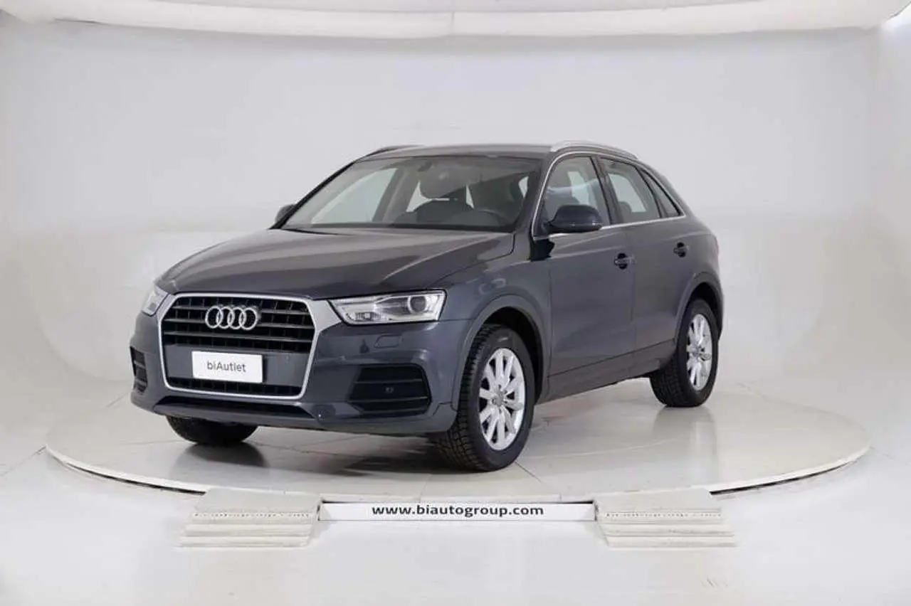 Photo 1 : Audi Q3 2018 Petrol