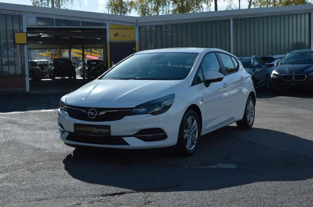 Photo 1 : Opel Astra 2020 Diesel