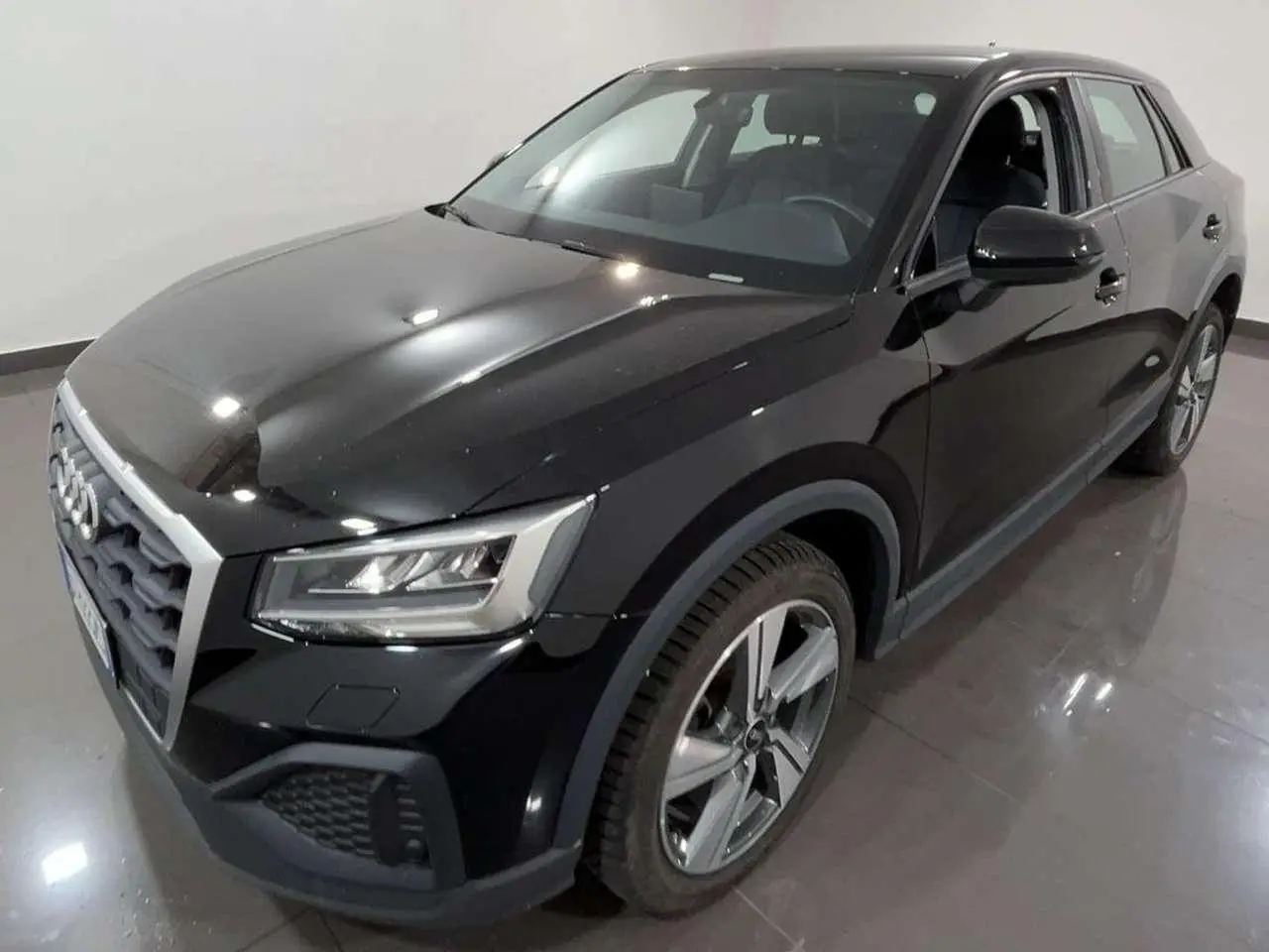 Photo 1 : Audi Q2 2022 Essence