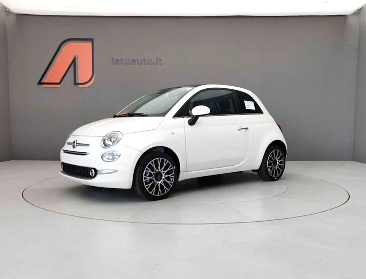 Photo 1 : Fiat 500 2023 Hybrid