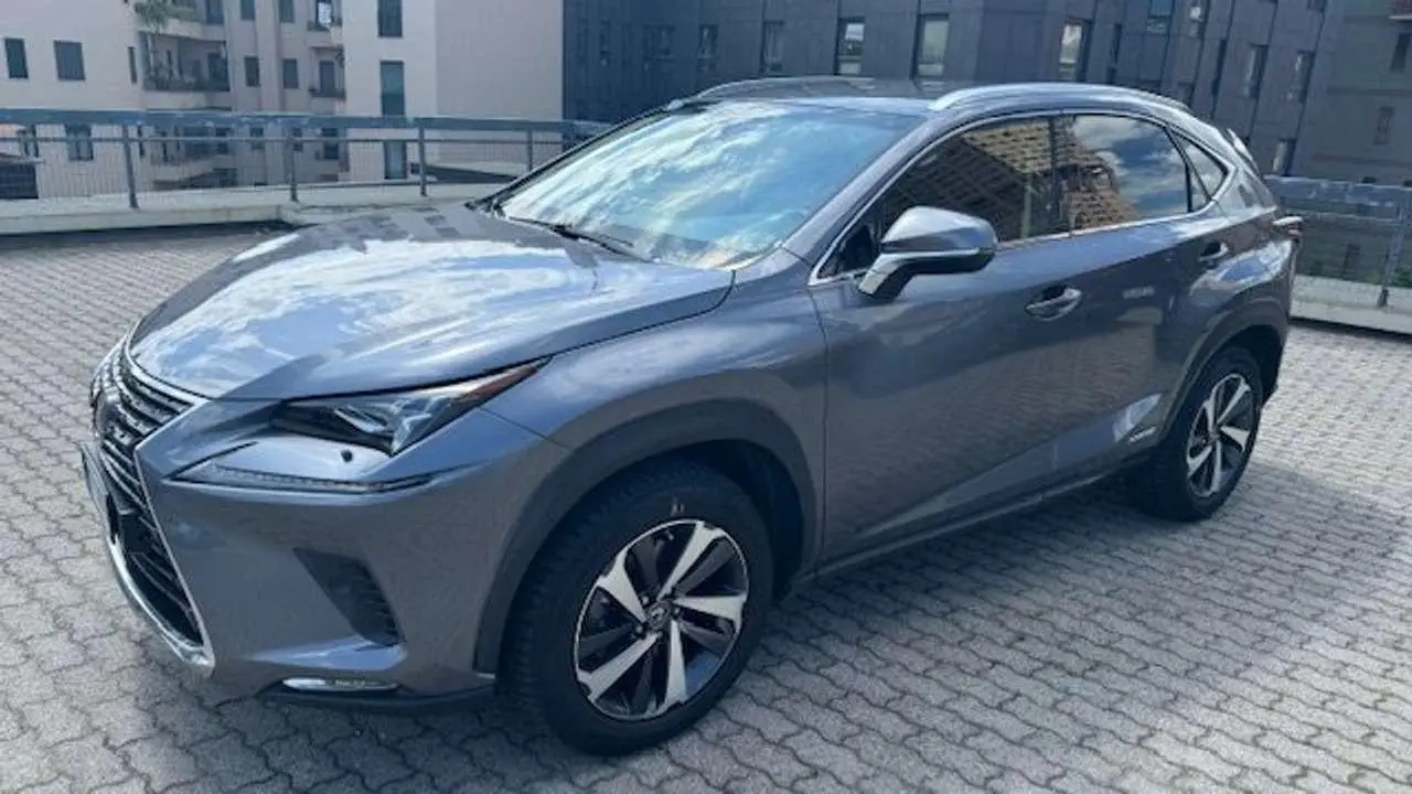 Photo 1 : Lexus Nx 2019 Hybrid