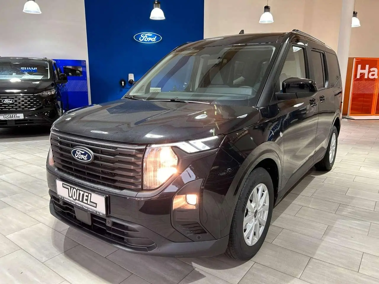 Photo 1 : Ford Tourneo 2024 Essence