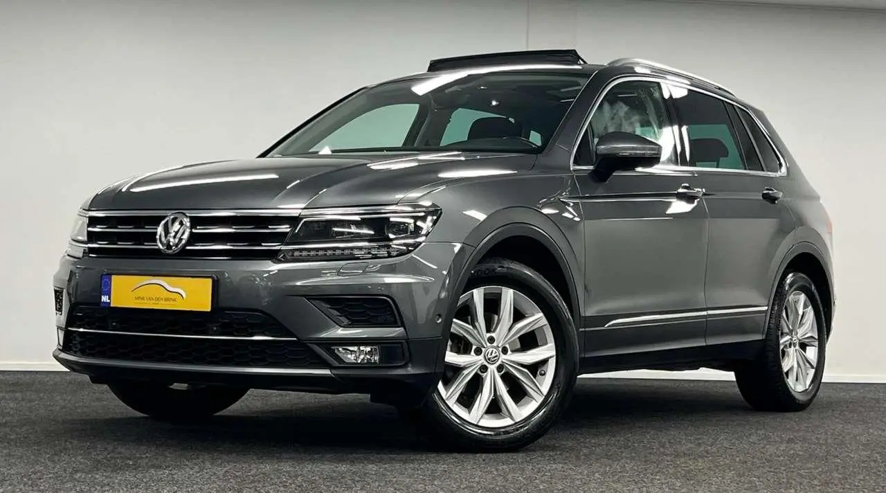 Photo 1 : Volkswagen Tiguan 2018 Essence