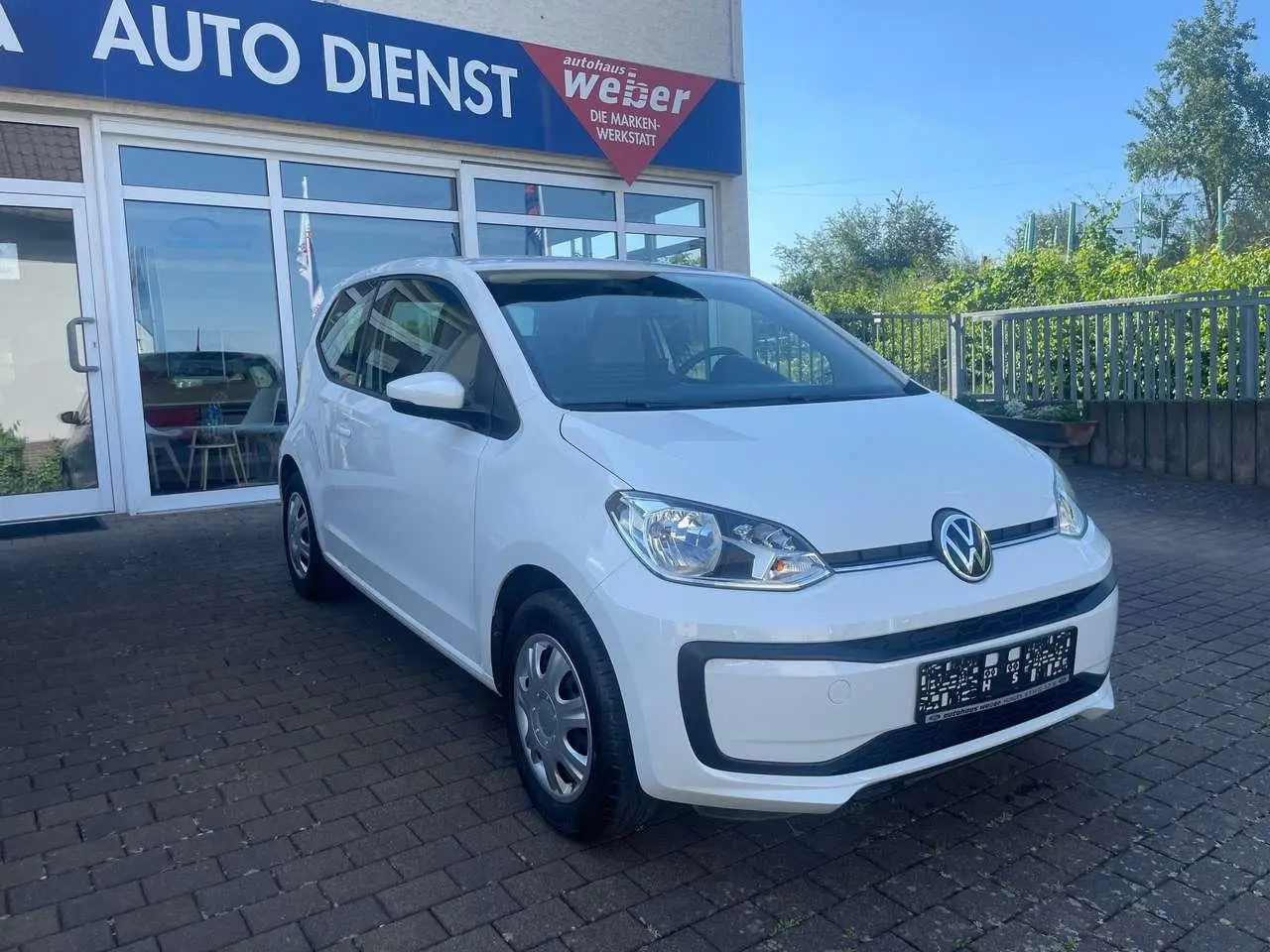 Photo 1 : Volkswagen Up! 2021 Petrol