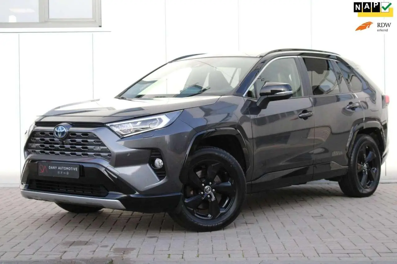 Photo 1 : Toyota Rav4 2019 Hybrid