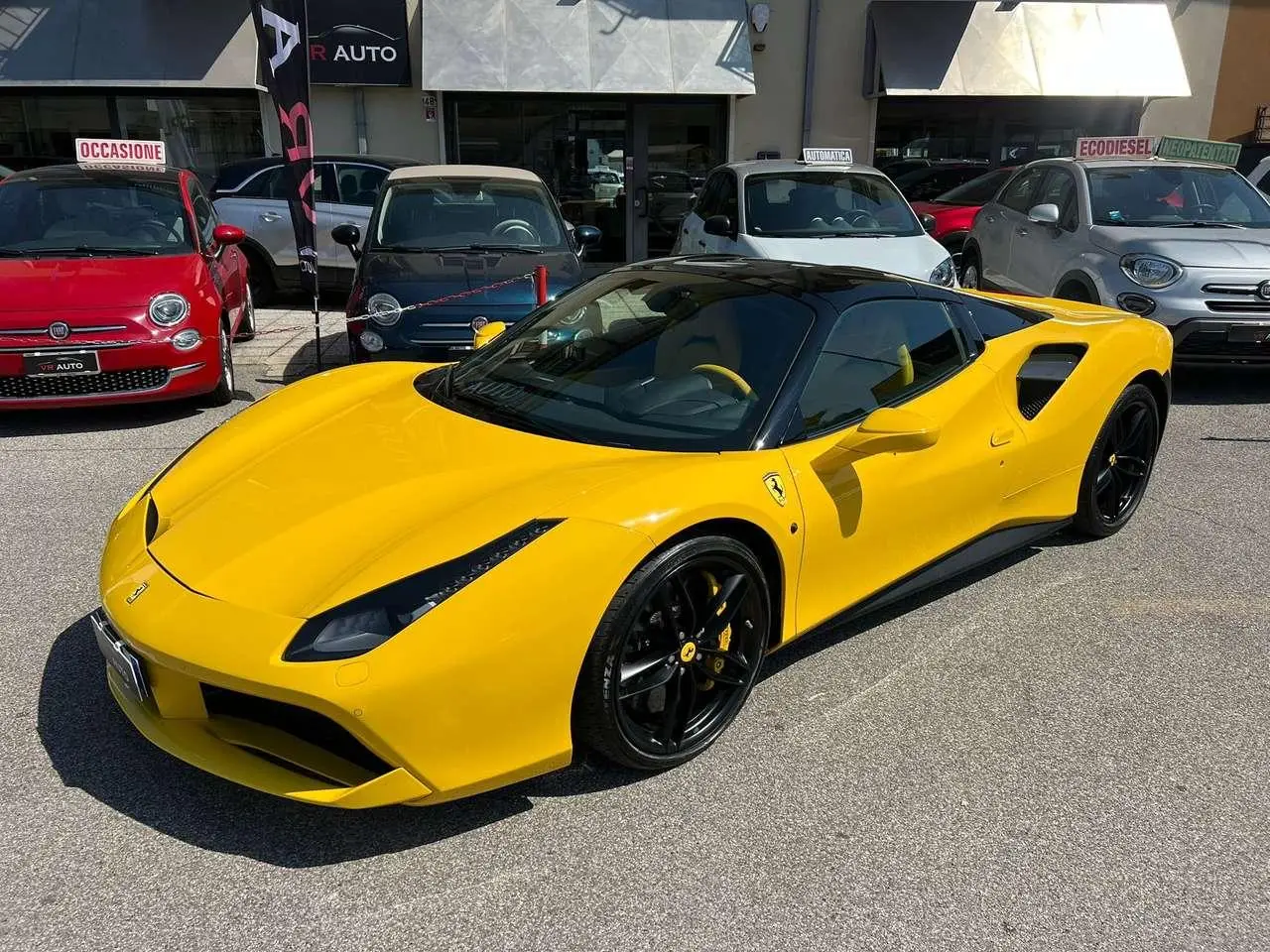 Photo 1 : Ferrari 488 2019 Petrol