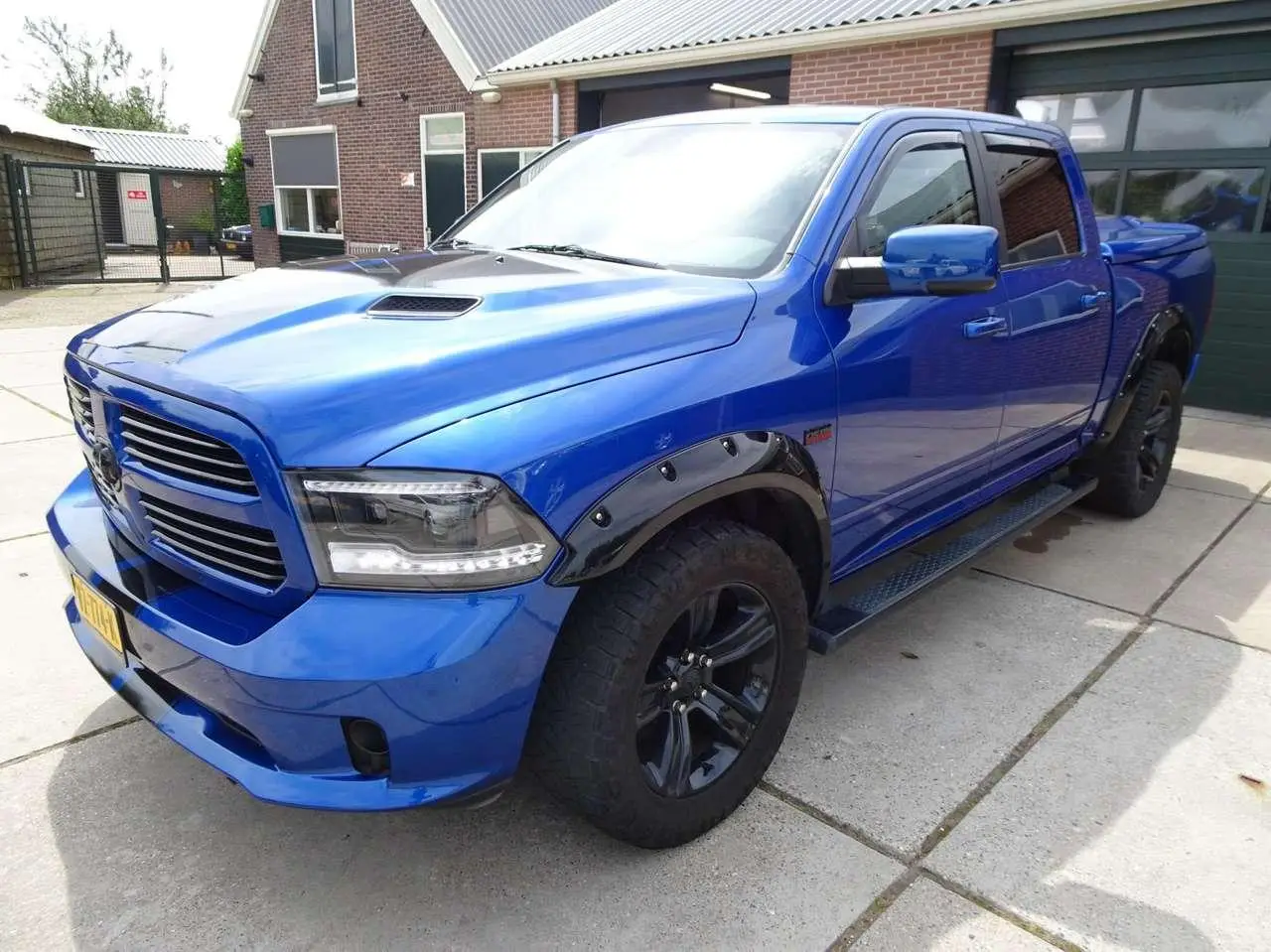 Photo 1 : Dodge Ram 2016 LPG