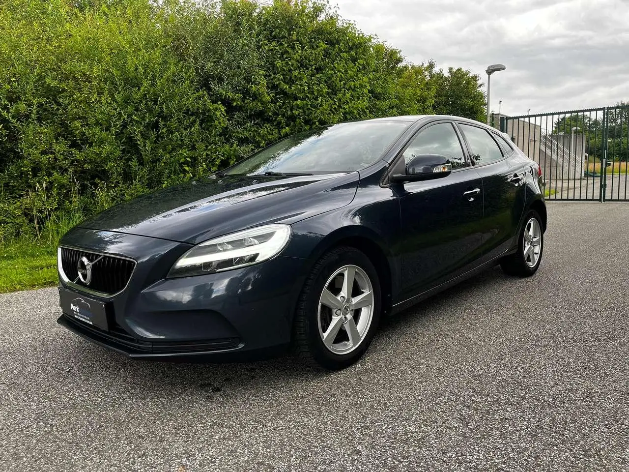 Photo 1 : Volvo V40 2018 Diesel