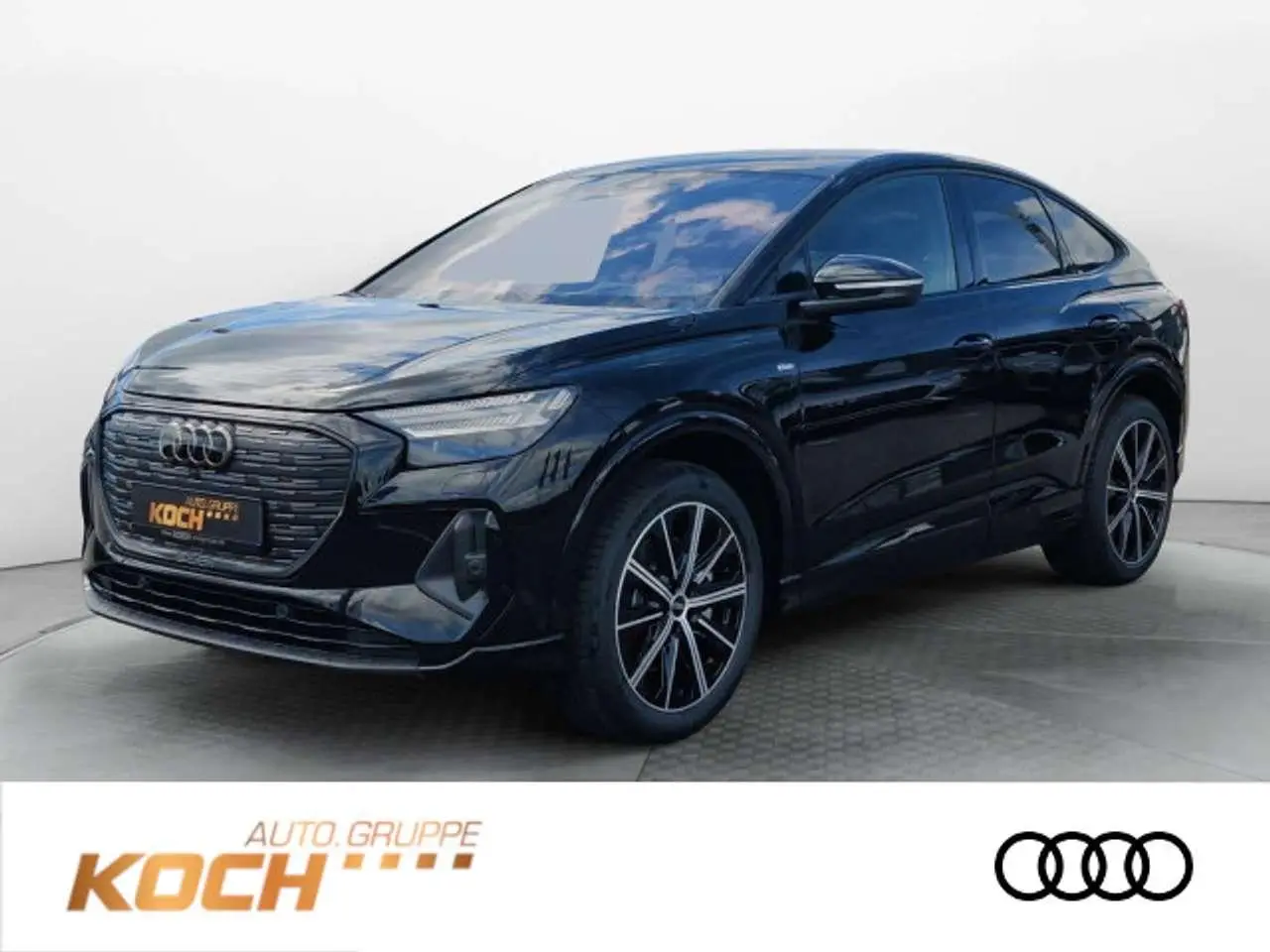 Photo 1 : Audi Q4 2024 Électrique