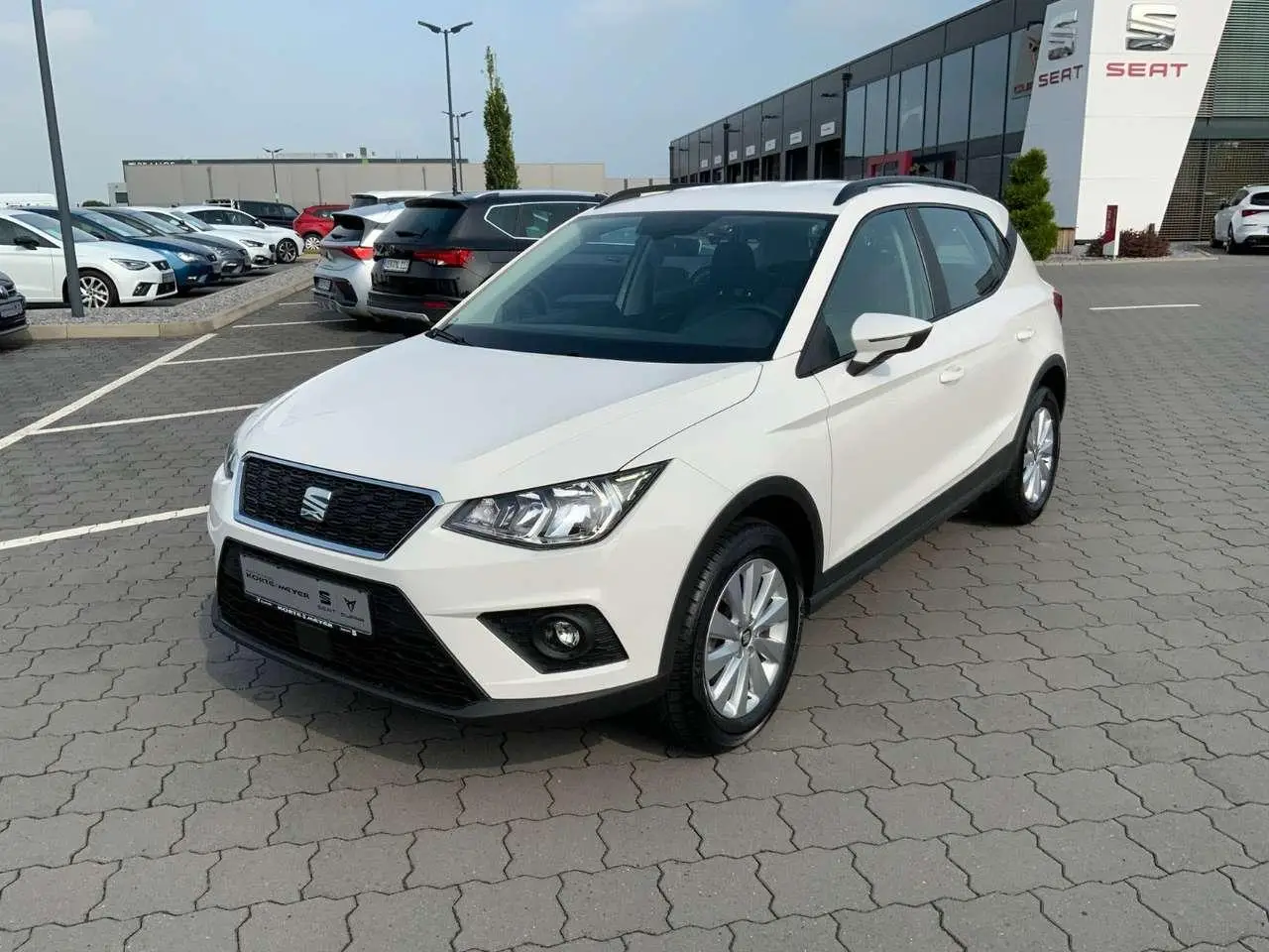 Photo 1 : Seat Arona 2018 Essence