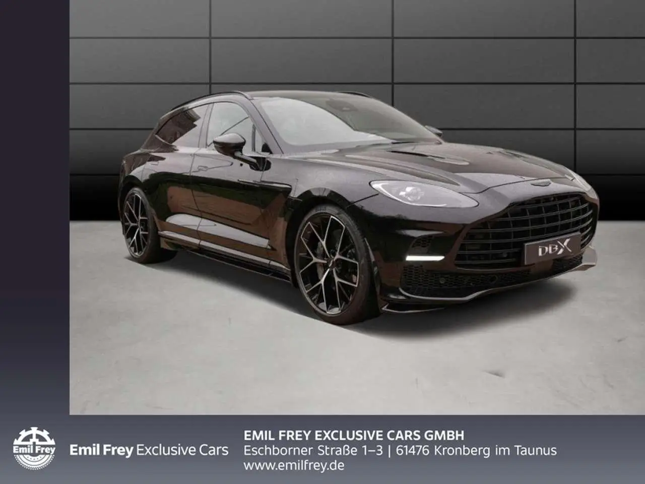 Photo 1 : Aston Martin Dbx 2024 Petrol