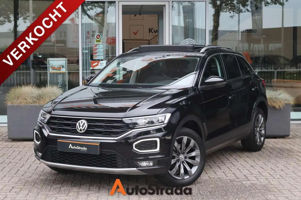 Photo 1 : Volkswagen T-roc 2019 Petrol