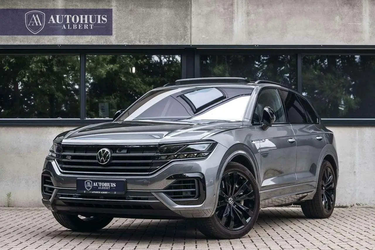 Photo 1 : Volkswagen Touareg 2021 Hybride