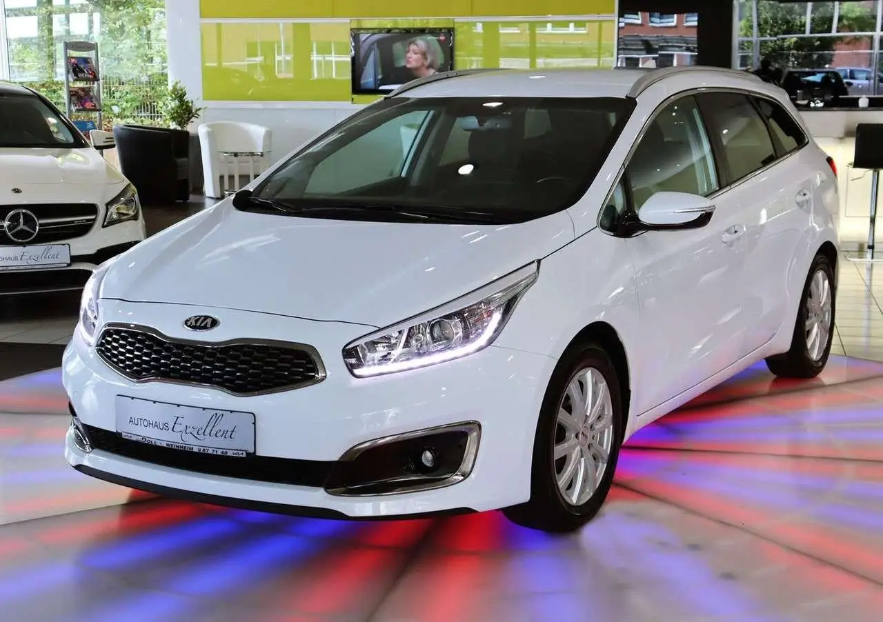 Photo 1 : Kia Ceed 2018 Essence