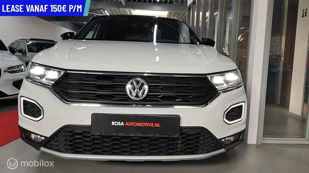 Photo 1 : Volkswagen T-roc 2018 Petrol