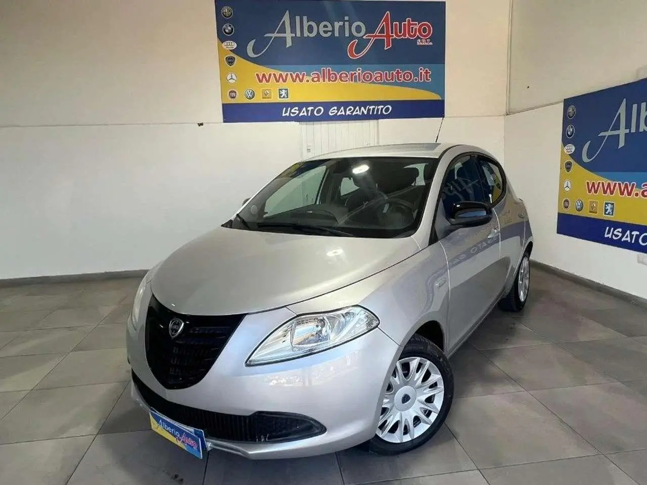 Photo 1 : Lancia Ypsilon 2014 Petrol