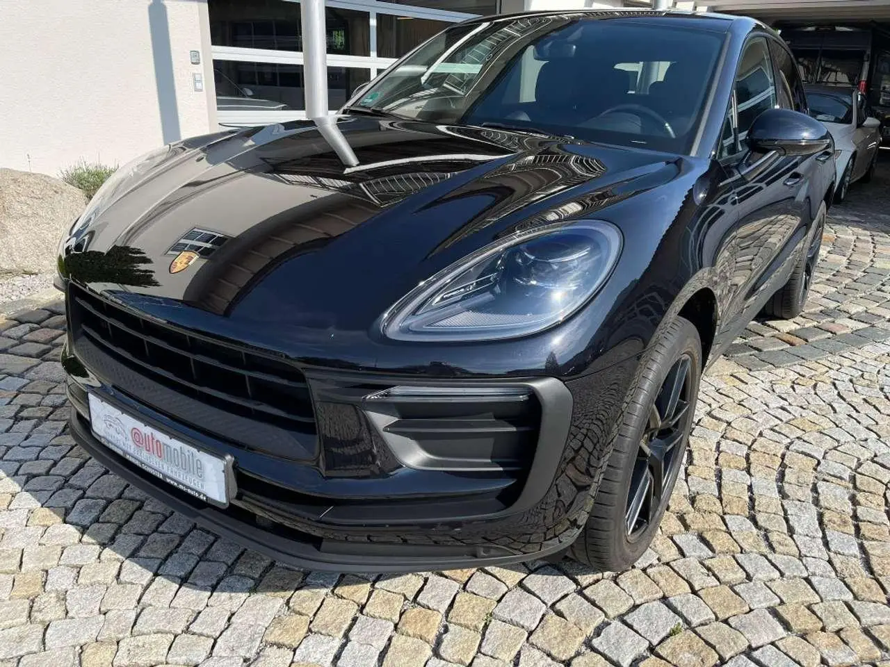 Photo 1 : Porsche Macan 2022 Petrol